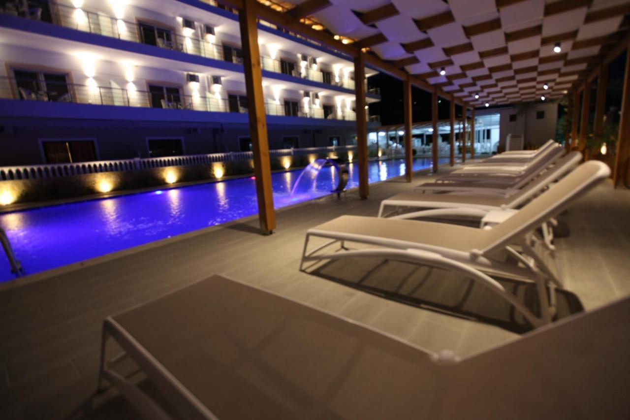 Hotel Riviera Borsh Eksteriør bilde